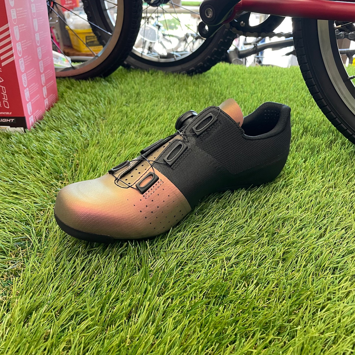 TEMPO OVERCURVE  R4 Iridescent WIDE [OUTLET]