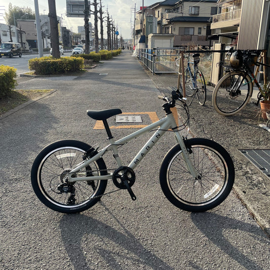 DONKY JR 20 6S Grey